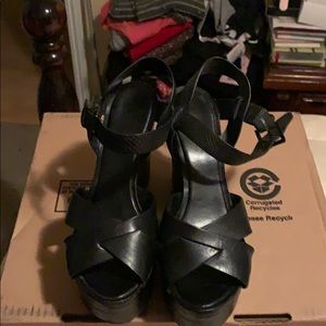 Aldo Black Leather Sandals